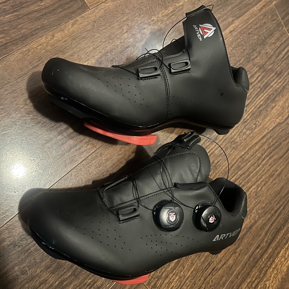 Artvep Black Cycling shoes - Picture 3 of 7